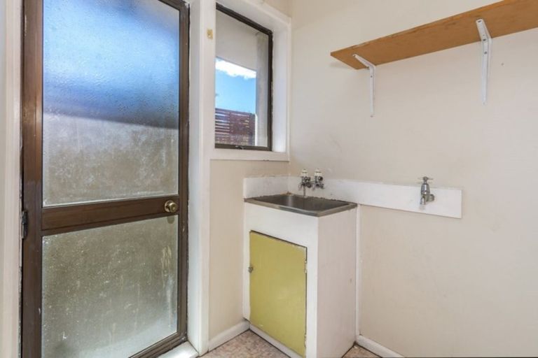 Photo of property in 62 Kathleen Crescent, Hornby, Christchurch, 8042