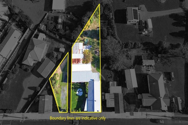 Photo of property in 9 Front Miranda Road, Waitakaruru, Thames, 3576