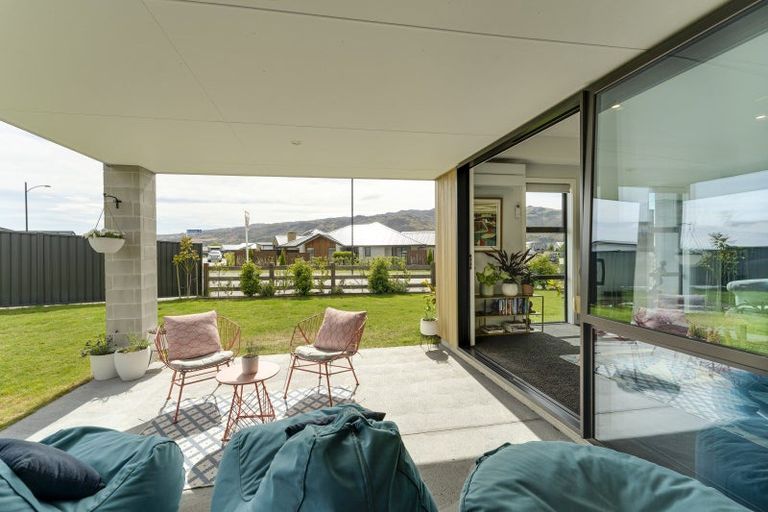 Photo of property in 1 Smitham Drive, Cromwell, 9310