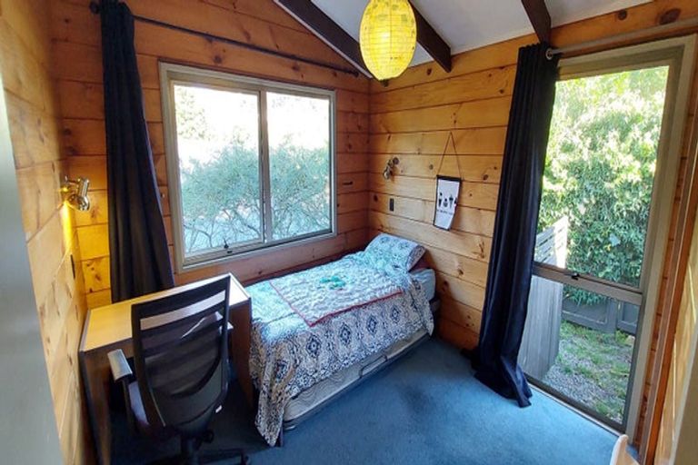 Photo of property in 7 Dundee Place, Crofton Downs, Wellington, 6035