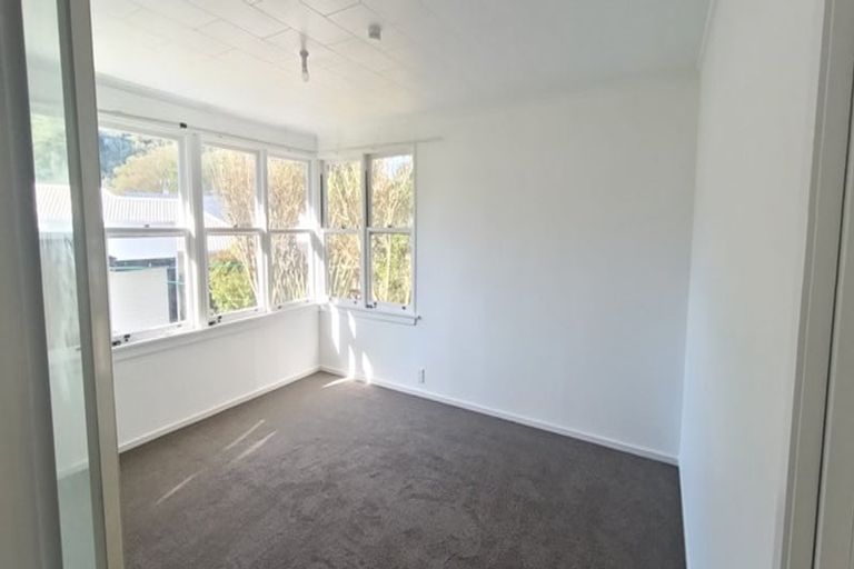 Photo of property in 16 Kipling Street, Johnsonville, Wellington, 6037