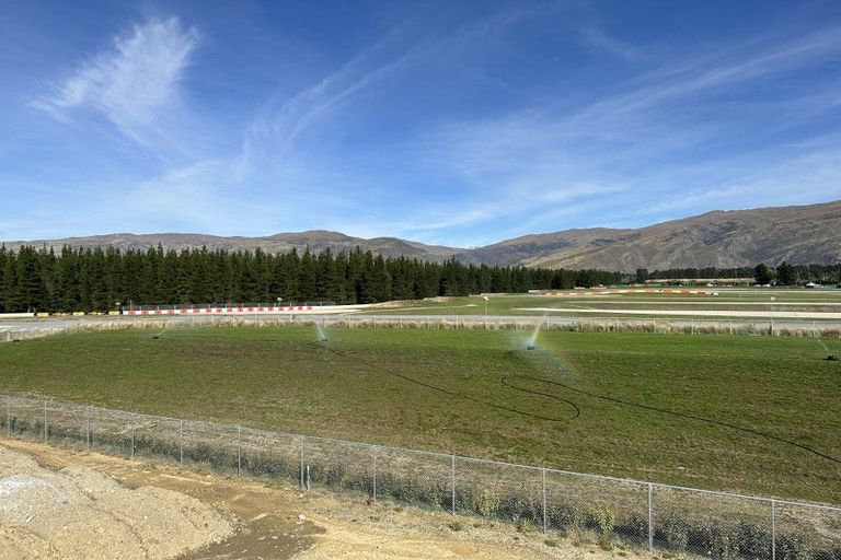 Photo of property in 6 Highlands Avenue, Cromwell, 9384