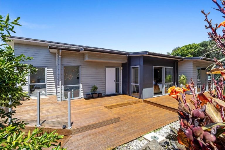 Photo of property in 4b Astrolabe Place, Gulf Harbour, Whangaparaoa, 0930