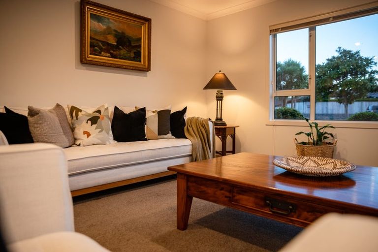 Photo of property in 2 Patterson Lane, Raumati Beach, Paraparaumu, 5032