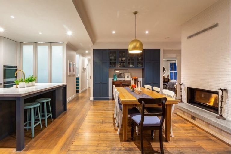 Photo of property in 2 Chenery Road, Red Beach, 0932