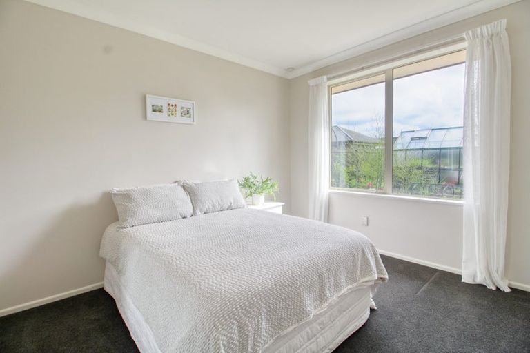 Photo of property in 11 Steane Place, Halswell, Christchurch, 8025