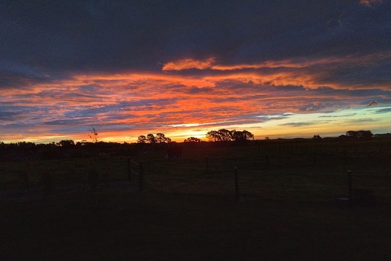 Photo of property in 31 Kaihihi Road, Okato, New Plymouth, 4381