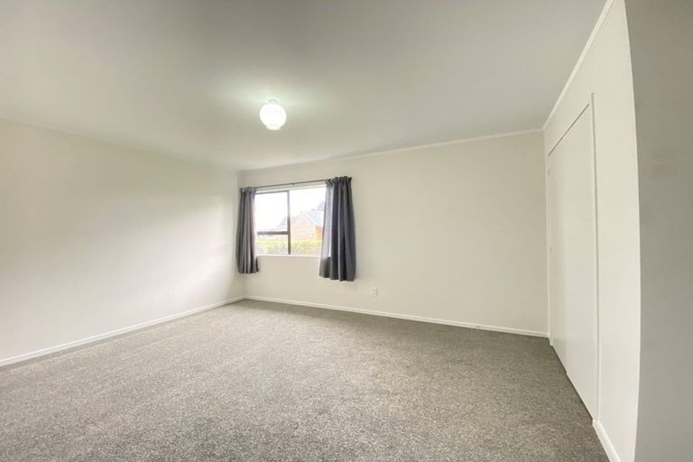 Photo of property in 10 Flamingo Court, Goodwood Heights, Auckland, 2105