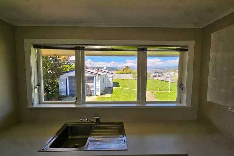 Photo of property in 42 Bartholomew Road, Levin, 5510