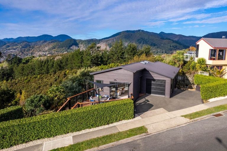 Photo of property in 319 Princes Drive, Britannia Heights, Nelson, 7010