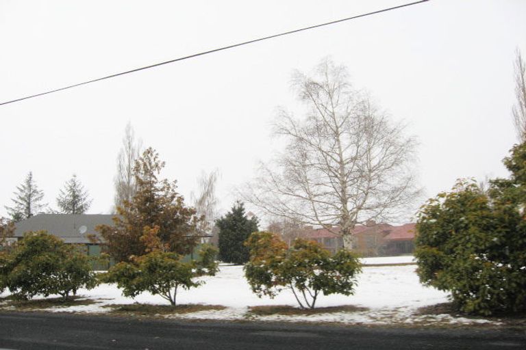 Photo of property in 14 Glenbrook Crescent, Twizel, 7901