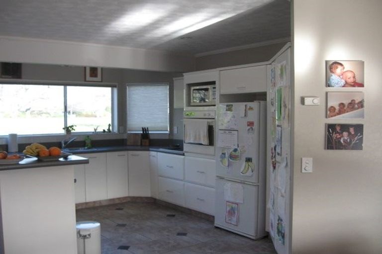 Photo of property in 2 Stead Crescent, Stoke, Nelson, 7011