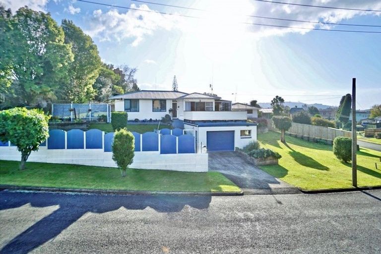 Photo of property in 23 Valley Road, Te Puke, 3119