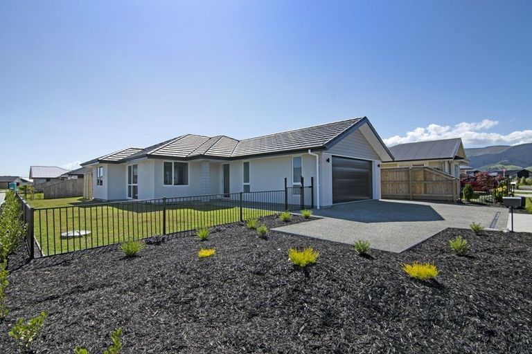 Photo of property in 49 Midlane Crescent, Appleby, Richmond, 7020