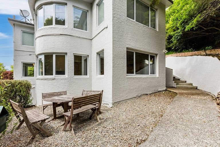 Photo of property in 13b Kim Street, Khandallah, Wellington, 6035