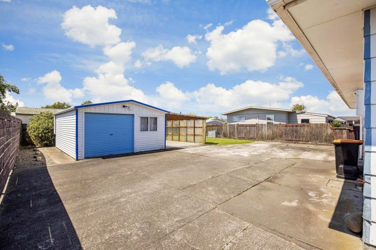 Photo of property in 71 Kaimanawa Street, Kelvin Grove, Palmerston North, 4414