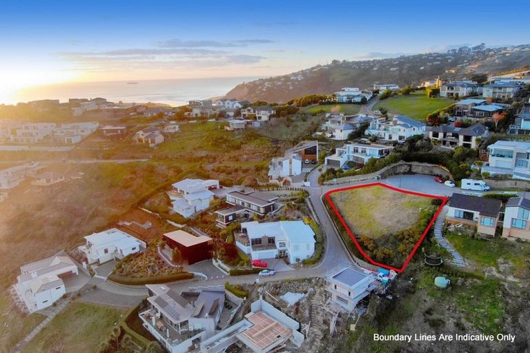 Photo of property in 13 Saint Remy Lane, Redcliffs, Christchurch, 8081