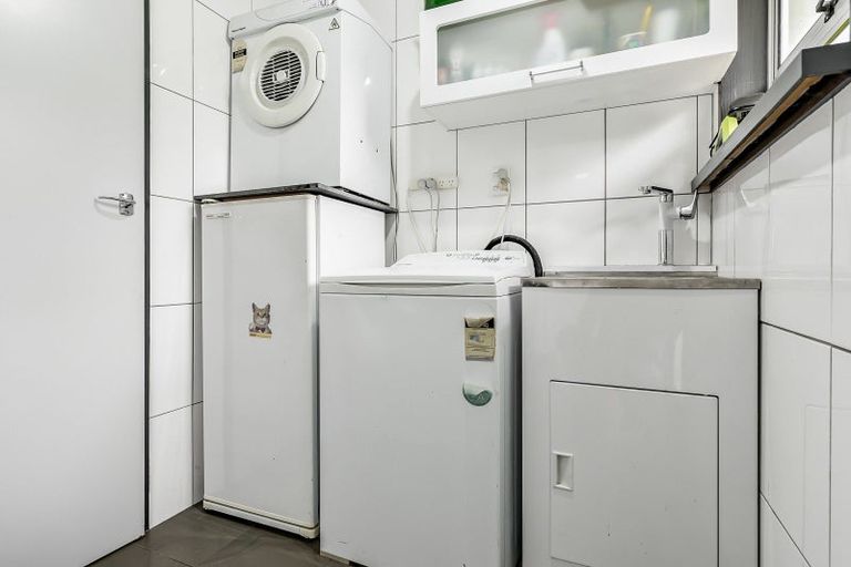 Photo of property in 21 Brookbank Place, Glenview, Hamilton, 3206