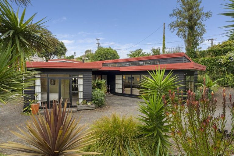 Photo of property in 51 Poplar Avenue, Raumati South, Paraparaumu, 5032