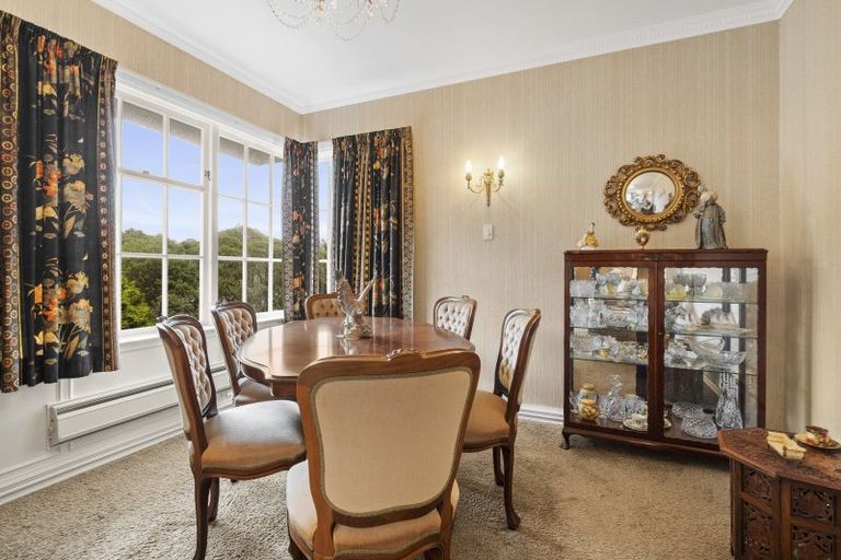 Photo of property in 37 Burrows Avenue, Karori, Wellington, 6012