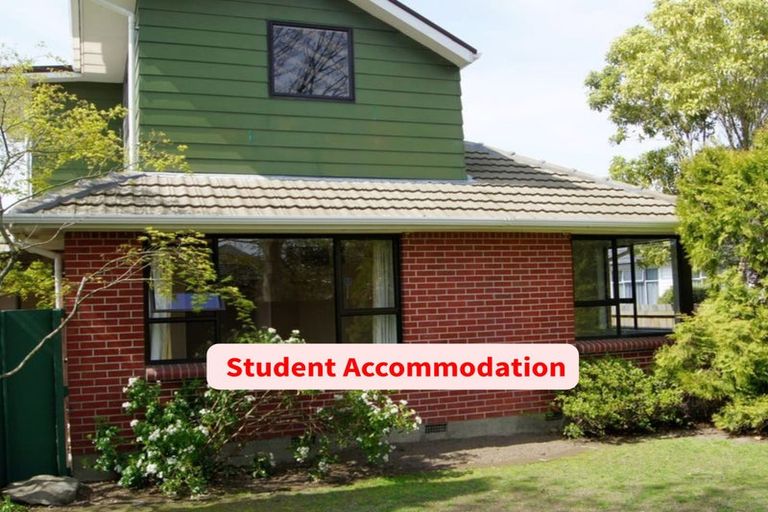 Photo of property in 10 Oakhurst Place, Russley, Christchurch, 8042