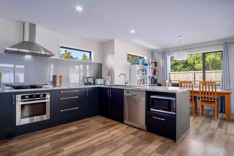 Photo of property in 21 Tara Crescent, Woodend, 7610