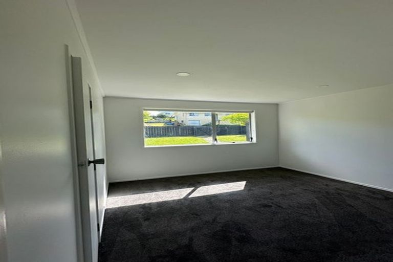 Photo of property in 32 Vandeleur Avenue, Birkdale, Auckland, 0626