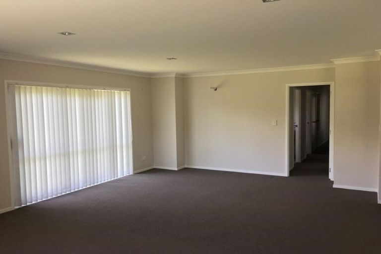Photo of property in 2 Maylee Crescent, Gulf Harbour, Whangaparaoa, 0930
