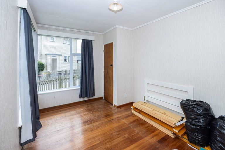 Photo of property in 37 Ross Crescent, Fairfield, Hamilton, 3214