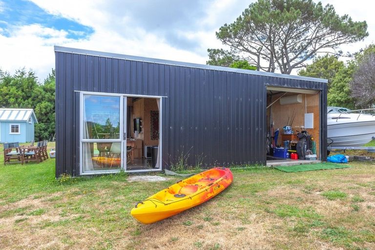 Photo of property in 102d Link Road, Hahei, Whitianga, 3591