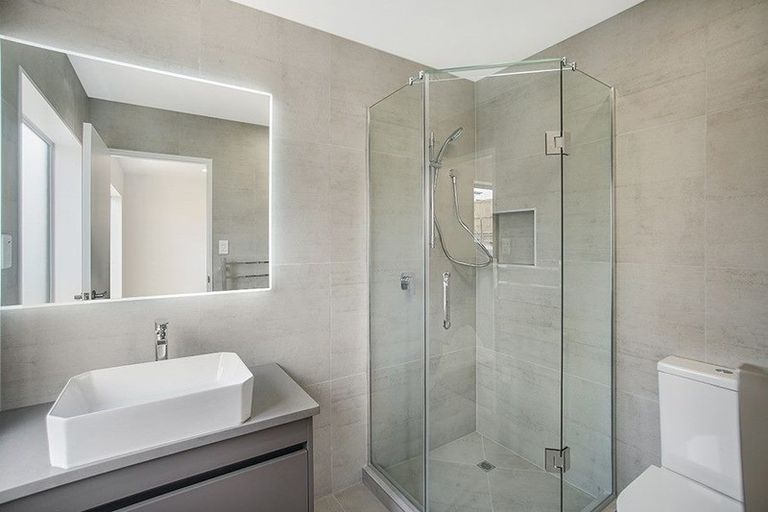 Photo of property in 32 Paripari Street, Flat Bush, Auckland, 2019