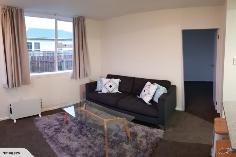 Photo of property in 9/76 Freyberg Street, Lyall Bay, Wellington, 6022