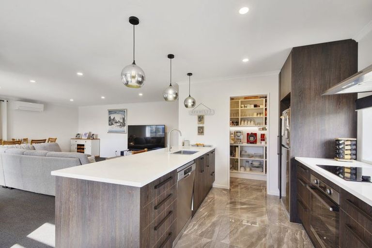 Photo of property in 6 Matamata Quay, Pegasus, 7612