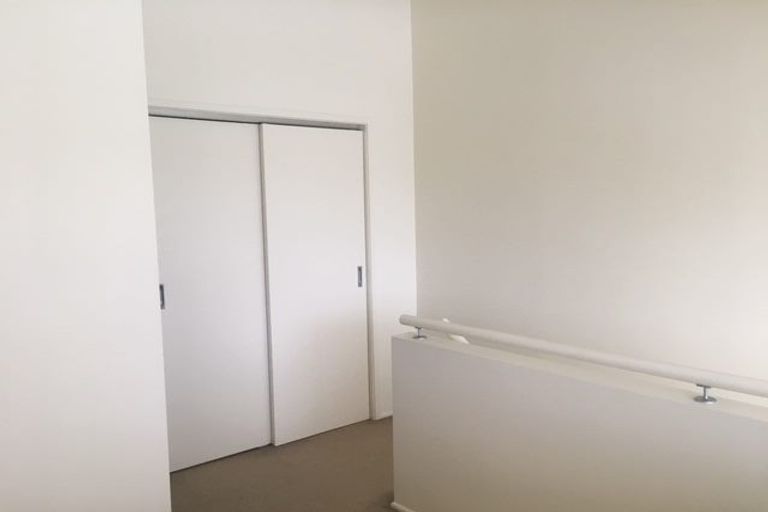 Photo of property in 11f/30 Westward Ho, Glen Eden, Auckland, 0602