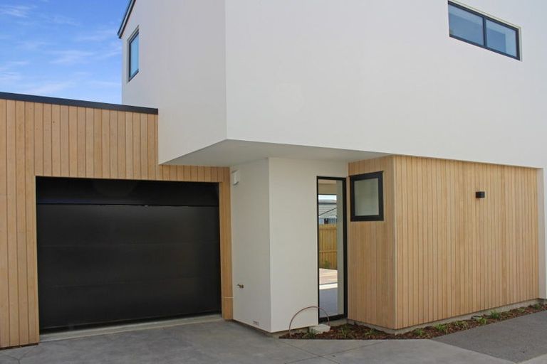 Photo of property in 4/37 Maxwell Street, Riccarton, Christchurch, 8041