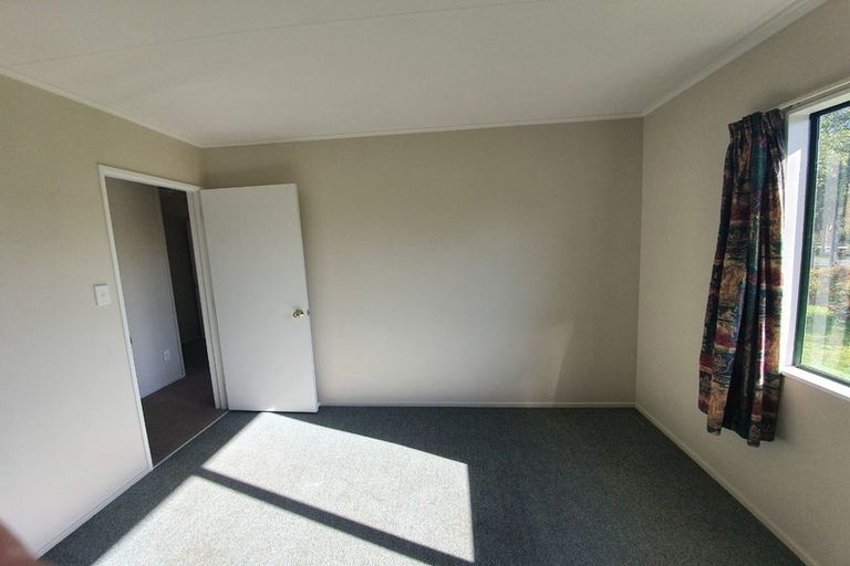 Photo of property in 80 Regent Street, Martinborough, 5711