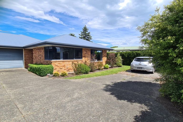 Photo of property in 8 Ngawhatu Road, Stoke, Nelson, 7011