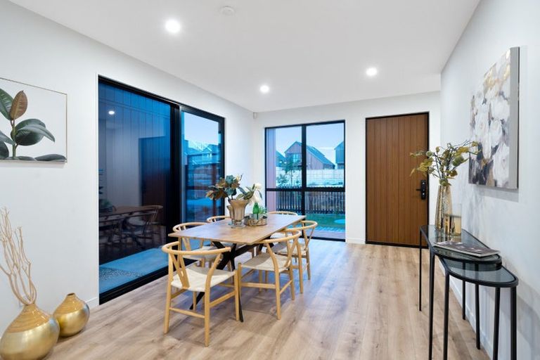 Photo of property in 6 Dorset Down Drive, Karaka, 2580