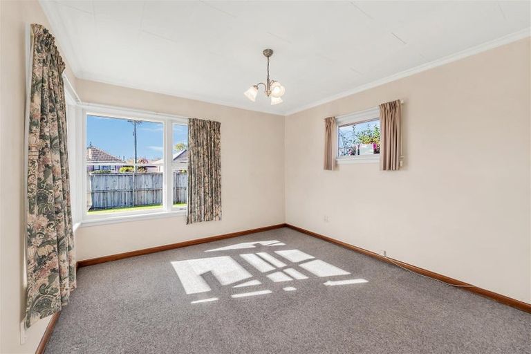 Photo of property in 17 Vardon Crescent, Shirley, Christchurch, 8061