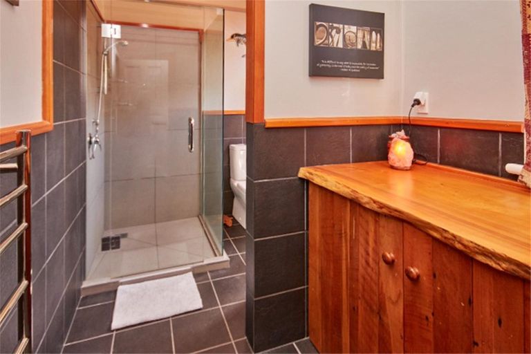 Photo of property in 8 Coutts Avenue, Paihia, 0200