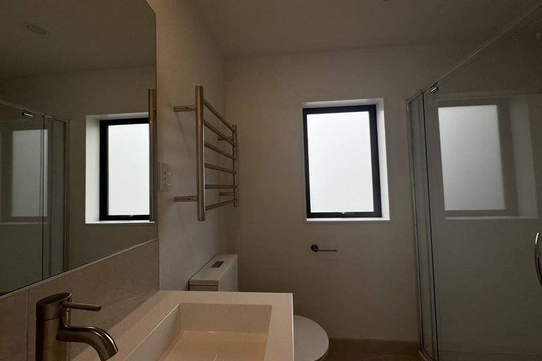 Photo of property in 1/3 Eskdale Road, Birkdale, Auckland, 0626