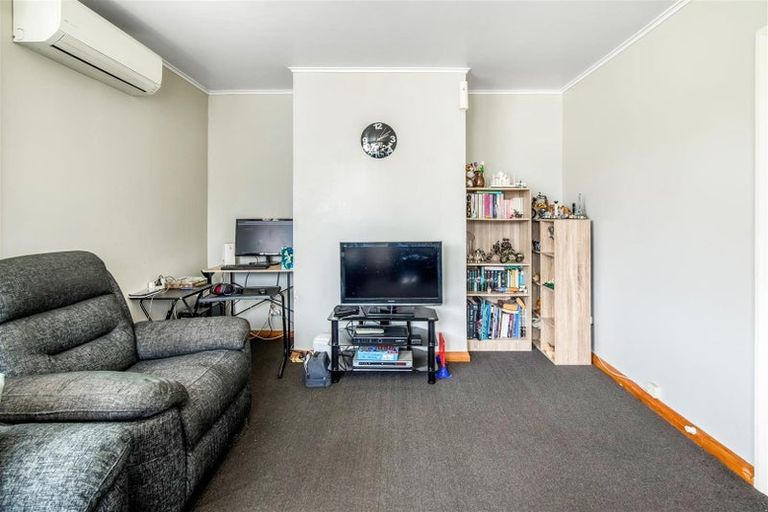 Photo of property in 4 Mcpherson Place, Fairfield, Hamilton, 3214