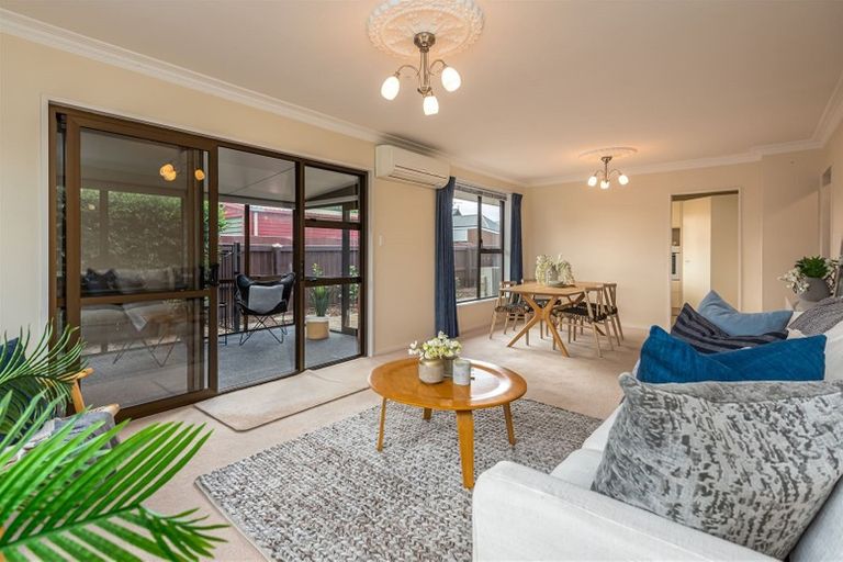 Photo of property in 1/30 Westgrove Avenue, Avonhead, Christchurch, 8042