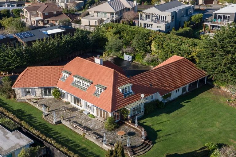 Photo of property in 39 Bengal Drive, Cashmere, Christchurch, 8022