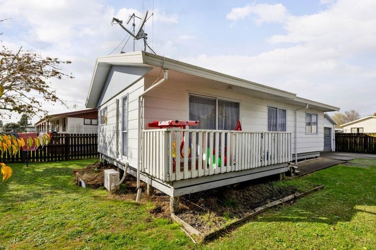 Photo of property in 11a Lloyd Drive, Nawton, Hamilton, 3200