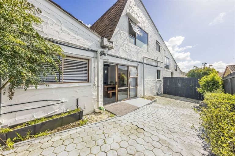 Photo of property in 4/8 Wood Street, Papakura, 2110