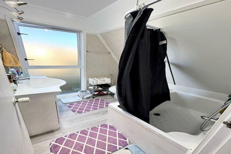 Photo of property in 7d June Place, Hamilton East, Hamilton, 3216