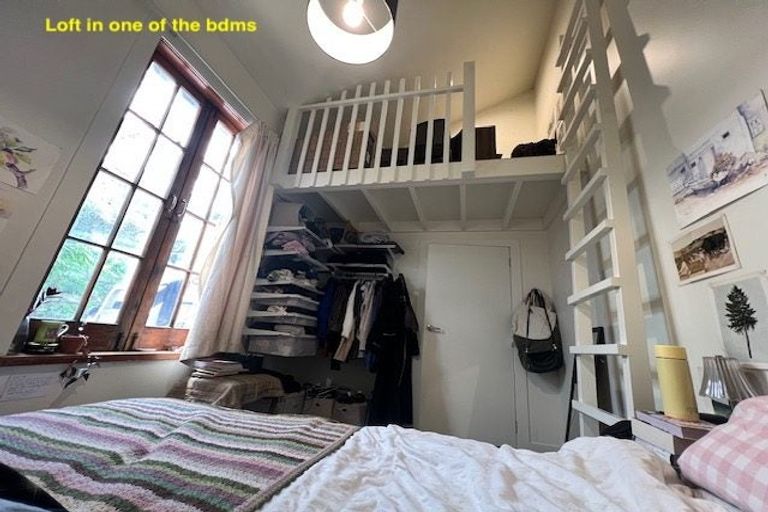 Photo of property in 124 Aro Street, Aro Valley, Wellington, 6021