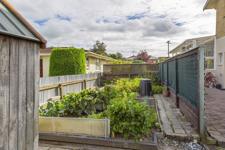 Photo of property in 16 Stuart Street, Holmes Hill, Oamaru, 9401