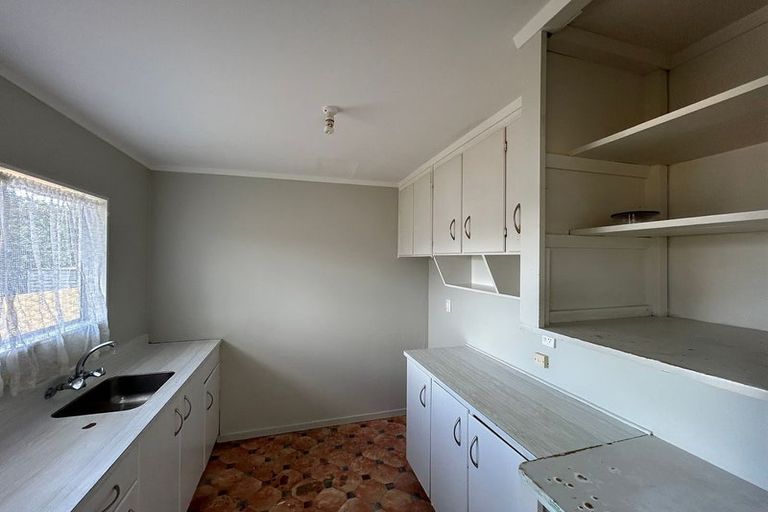 Photo of property in 1/59 Archibald Road, Kelston, Auckland, 0602